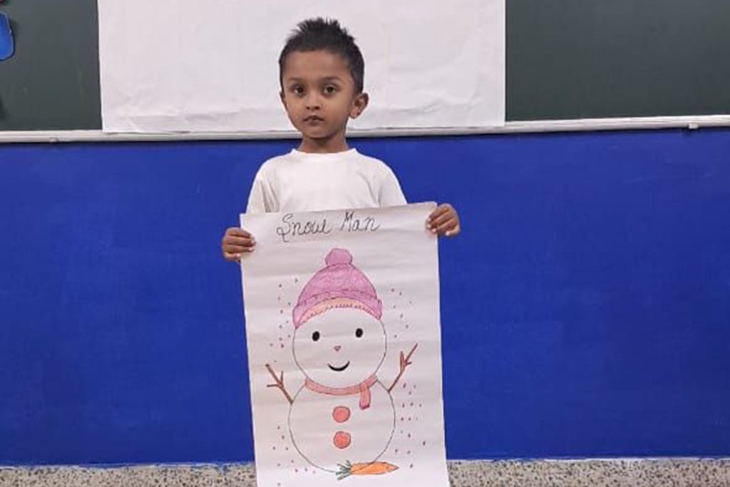 Kidzee Kalyan Nagar -  Black & White Day