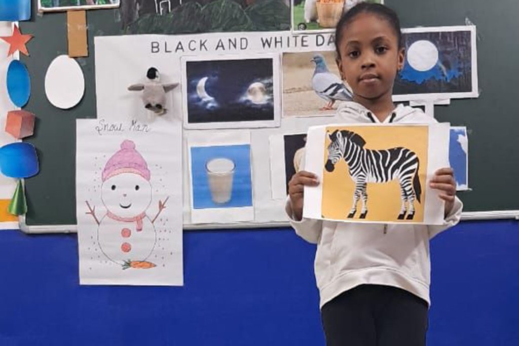 Kidzee Kalyan Nagar -  Black & White Day
