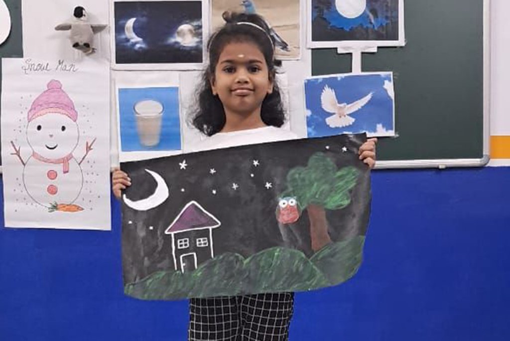 Kidzee Kalyan Nagar -  Black & White Day